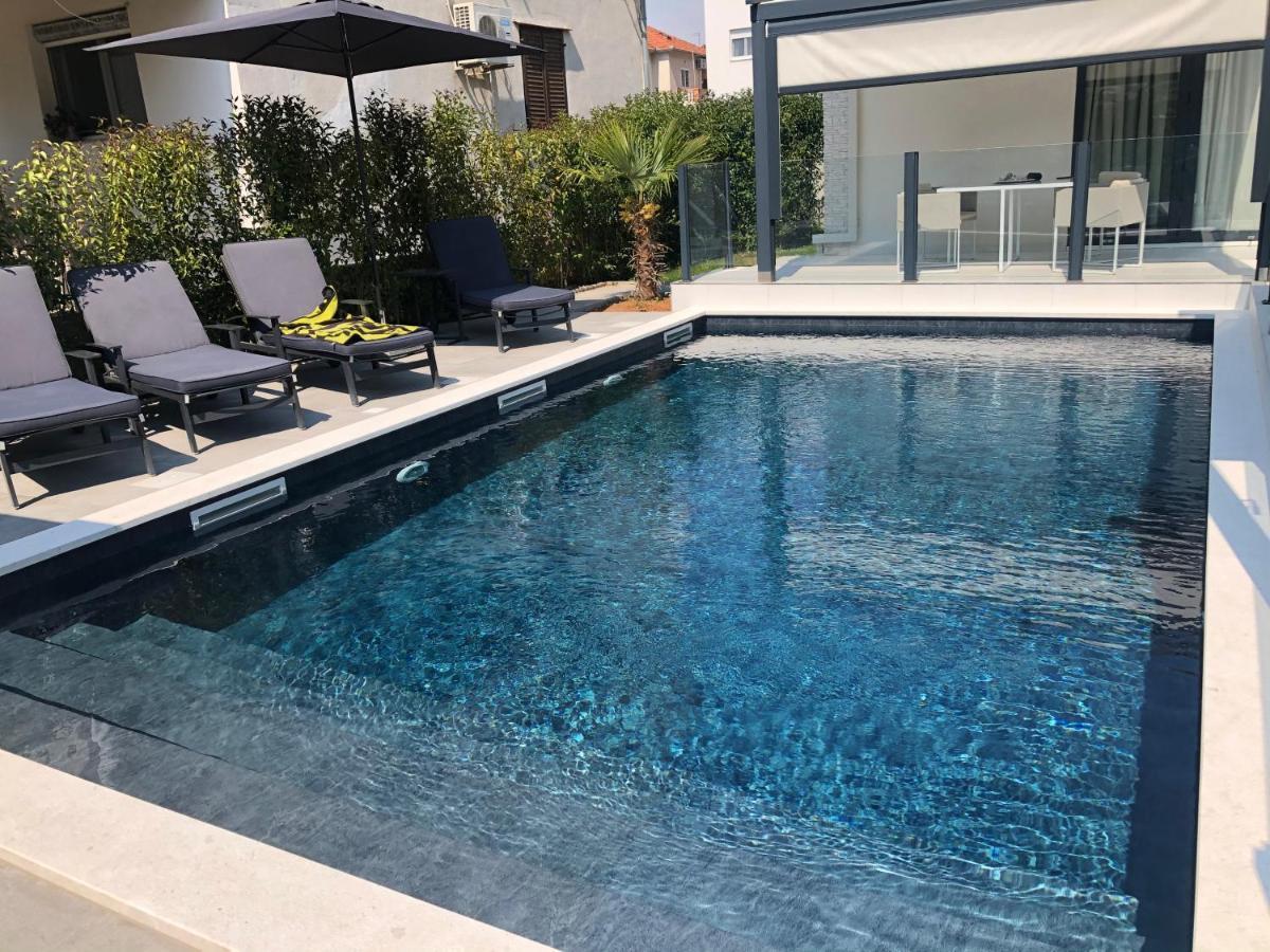 First Apartment Zadar Exterior photo